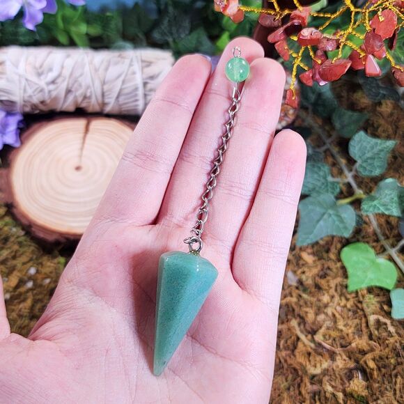Green Aventurine Crystal Dowsing Pendulum #4 - Picture 2 of 2